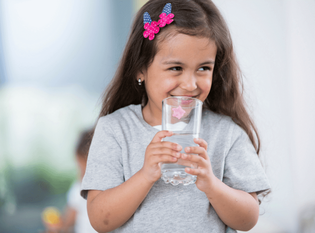 article image - צריכים בר מים חדש? כל היתרונות שהופכים את בר המים למצרך חיוני במטבח שלכם