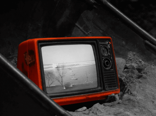 article image - הקרב על הצופים- הוט מול YES: הוט גייסה את גל גדות, yes הכריזה על הפעלה קולית