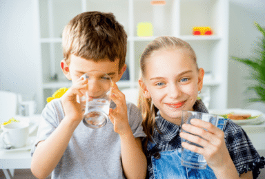 בר מים לילדים: על היתרונות ולמה אתם חייבים את זה לילדים שלכם