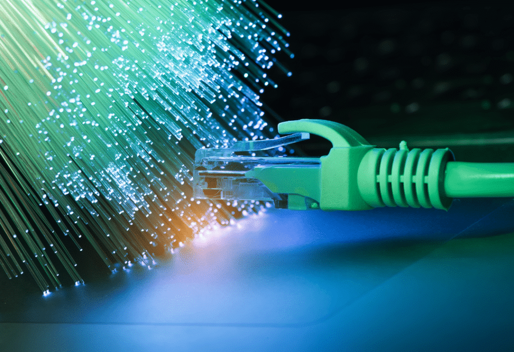 article image - סיבים אופטיים יס – הסטנדרט החדש