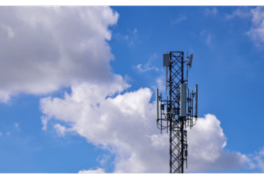 מאחורי הקלעים של הרשת הסלולרית: כל מה שחשוב לדעת על אנטנות הסלולר בישראל